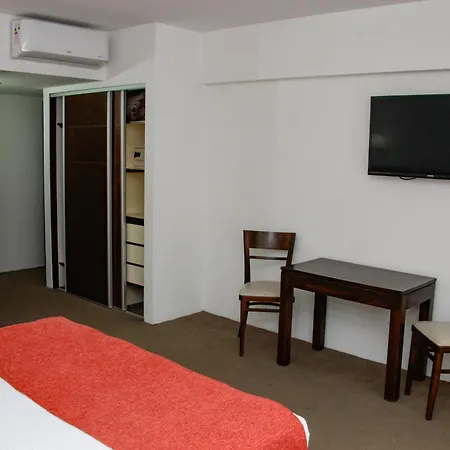 Hotel Neptuno-2